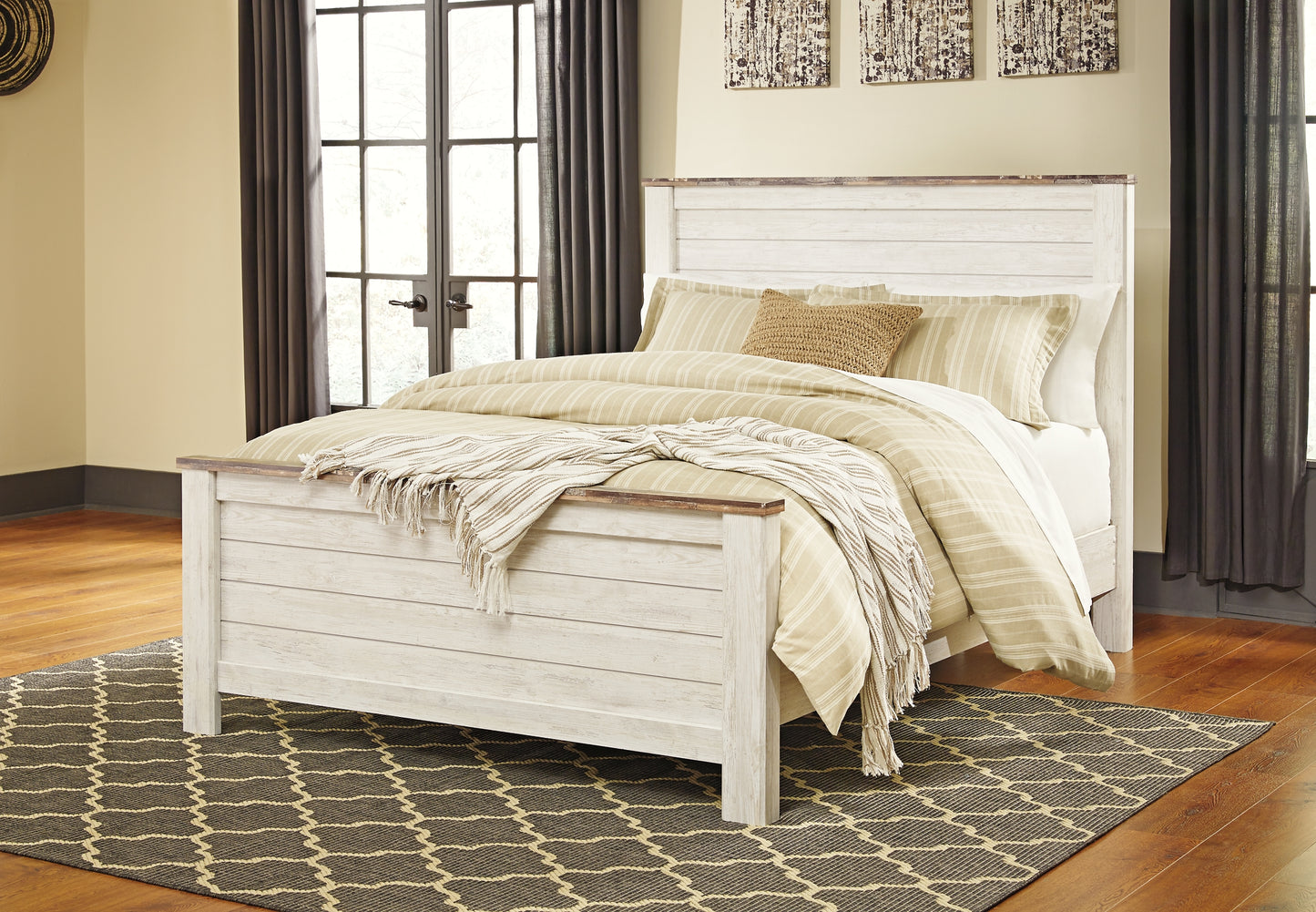 Willowton  Panel Bed With Dresser